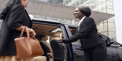 Top 5 Reasons to Rent a Car in Douala for Your Next Business Trip